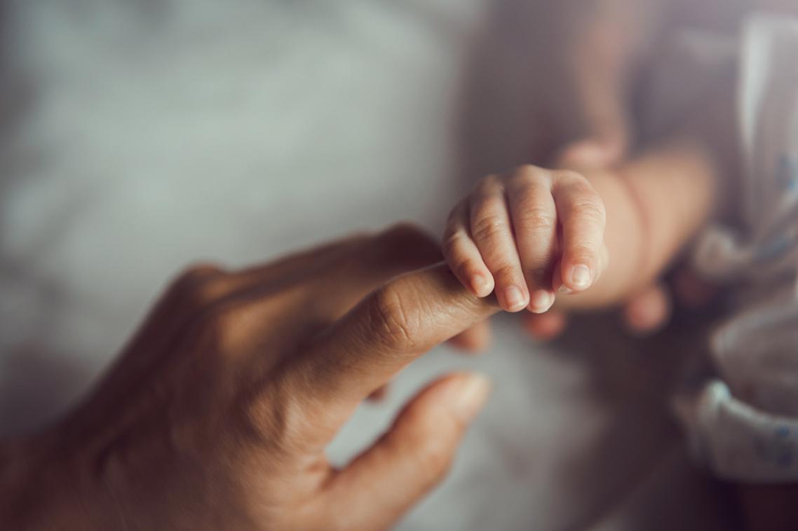 Major depression in women and girls peaks 2 weeks after giving birth